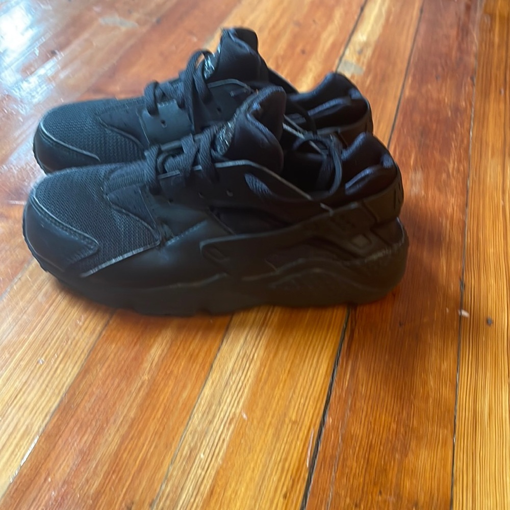 Huarache nike kids black sneakers
